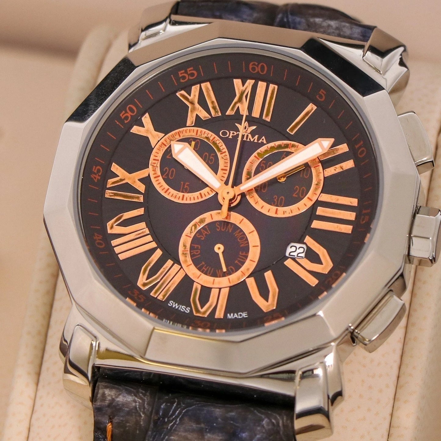 Optima • Swiss Chronograph Watch • Stainless Steel • 43 mm • Quartz • 3ATM