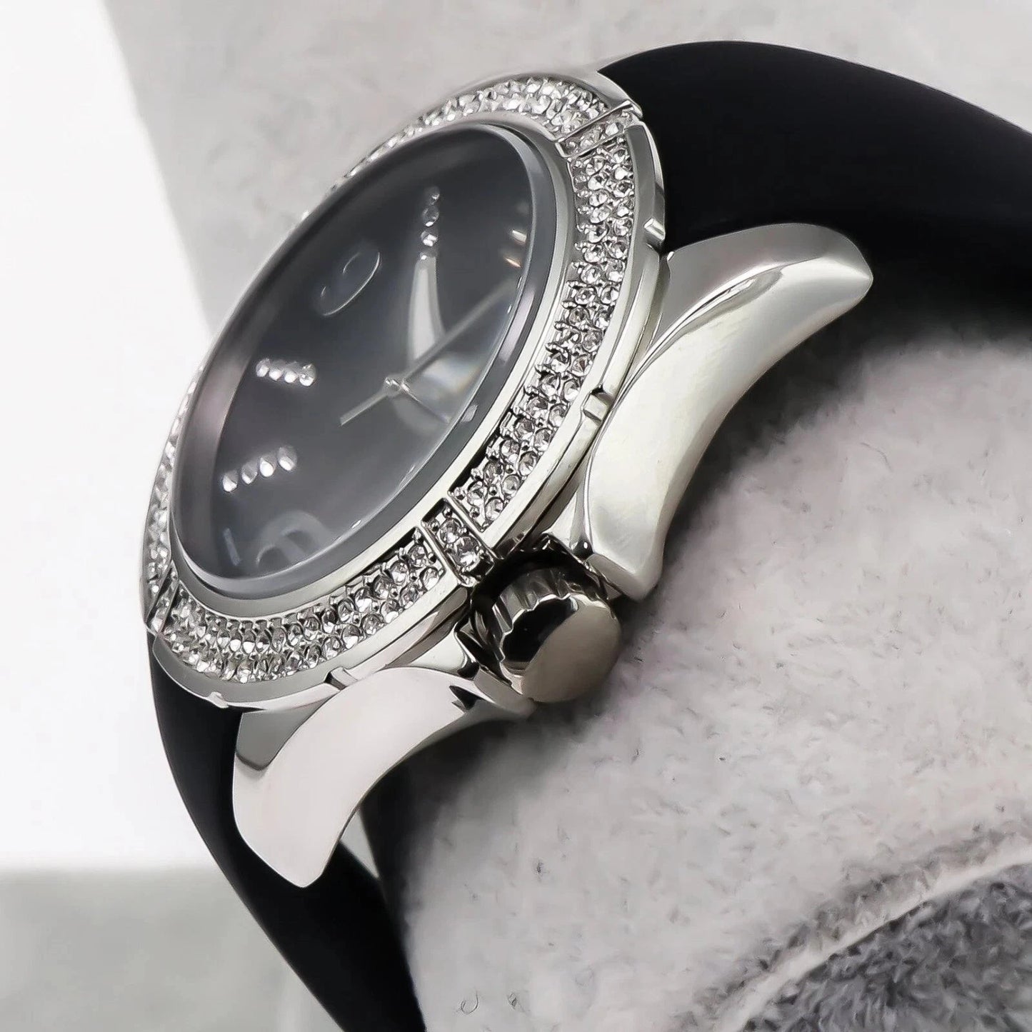 Optima • Swiss Watch • Stainless Steel • 37mm • Quartz • 5ATM • OSL324