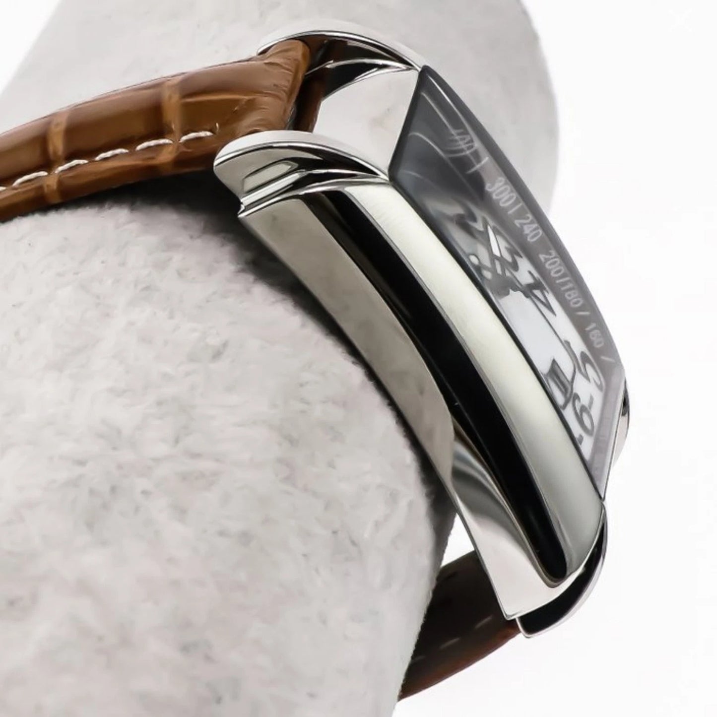 Optima Swiss Watch 29x40mm Stainless Steel Quartz 5 OSM123